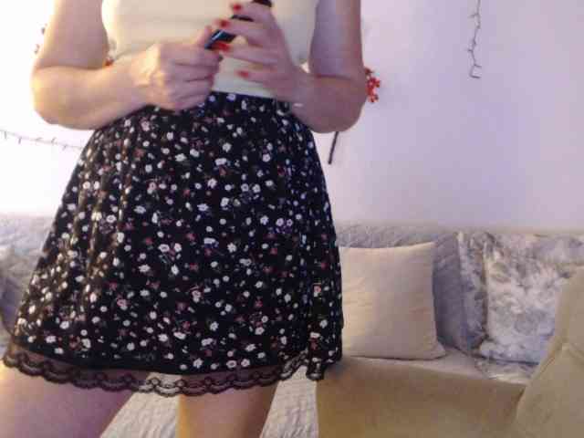 goodSnowQueen webcam