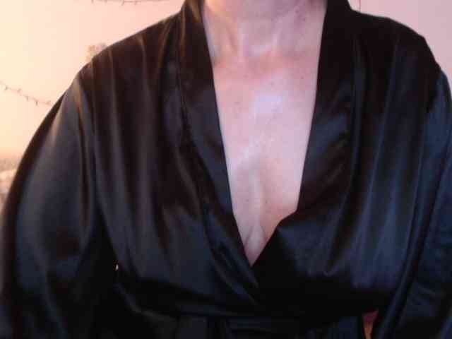 goodSnowQueen webcam