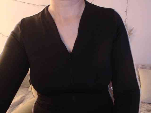 goodSnowQueen webcam