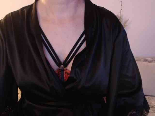 goodSnowQueen webcam