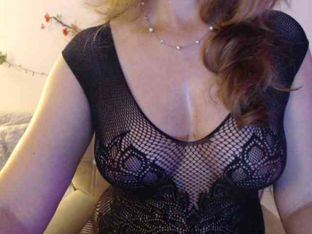 goodSnowQueen webcam