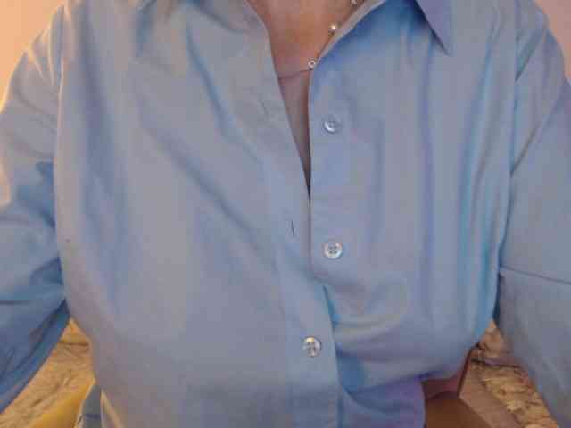 goodSnowQueen webcam