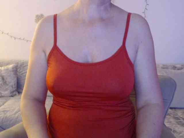 goodSnowQueen webcam