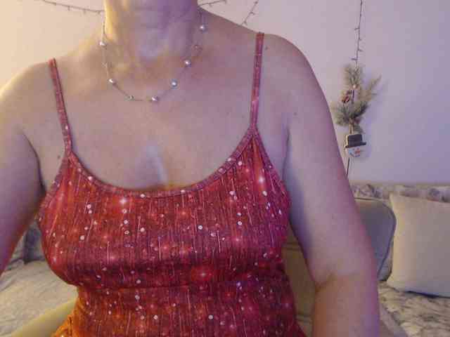 goodSnowQueen webcam