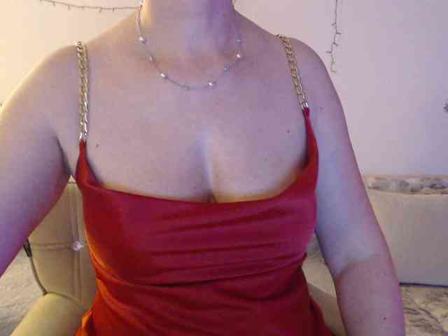 goodSnowQueen goodSnowQueen