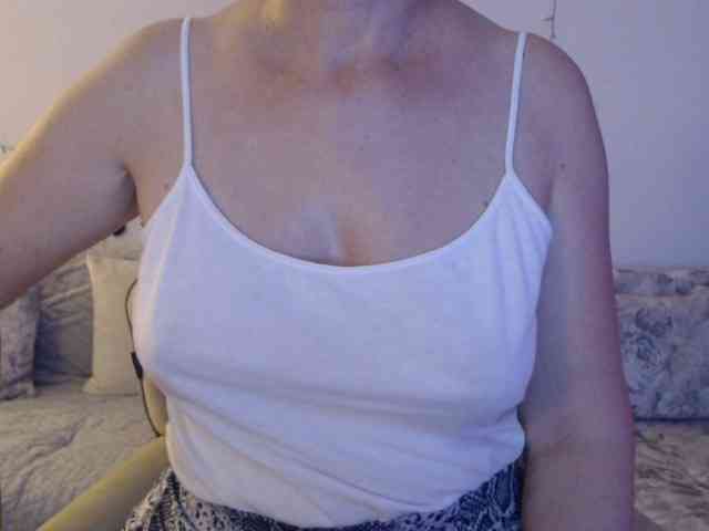 goodSnowQueen goodSnowQueen