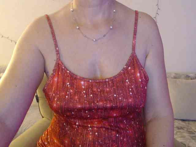 goodSnowQueen goodSnowQueen