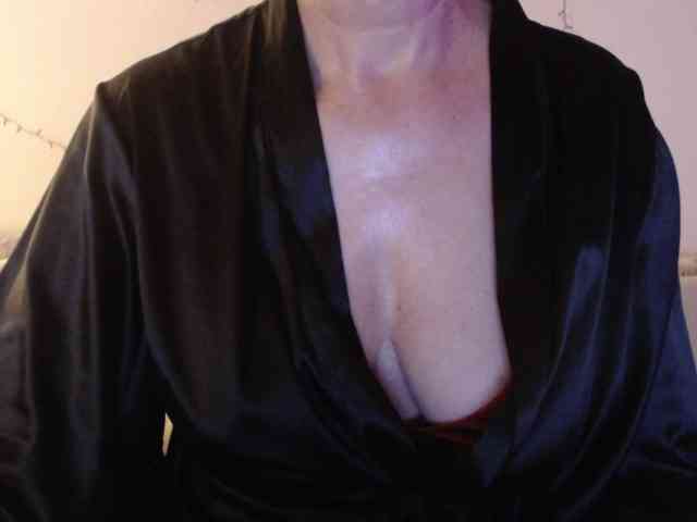 goodSnowQueen webcam