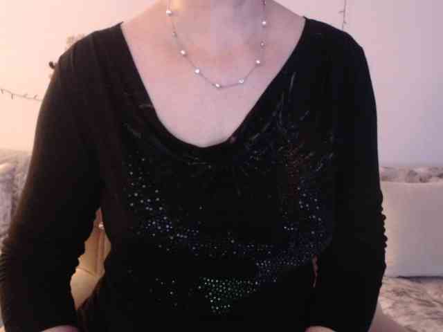 goodSnowQueen webcam