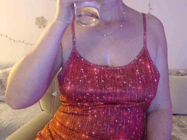 goodSnowQueen webcam