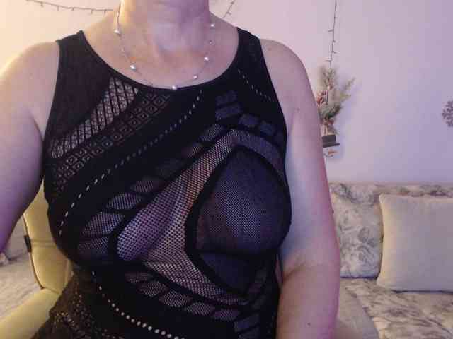 goodSnowQueen webcam