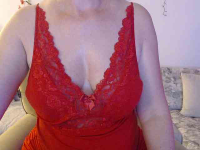 goodSnowQueen webcam