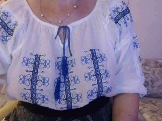 goodSnowQueen webcam