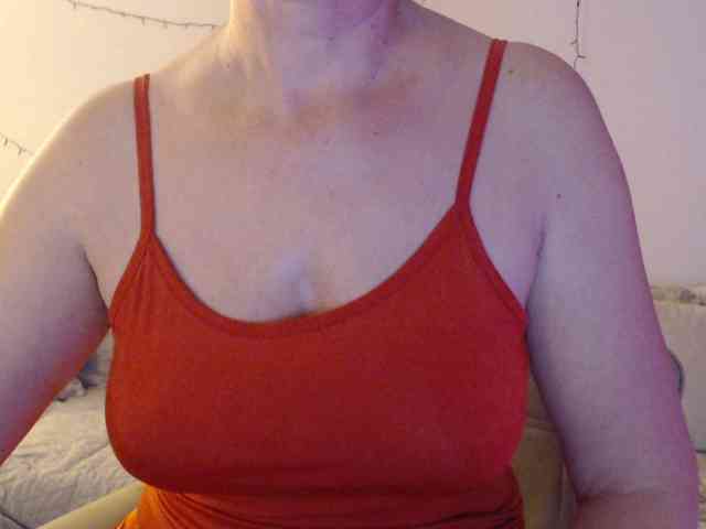 goodSnowQueen webcam