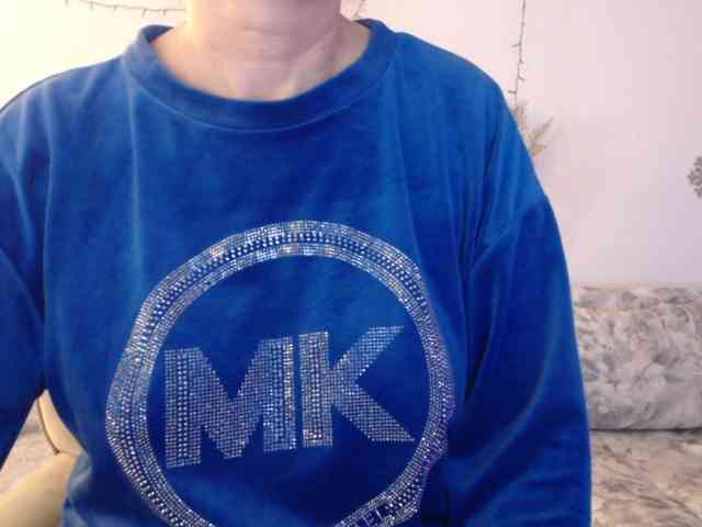 goodSnowQueen webcam