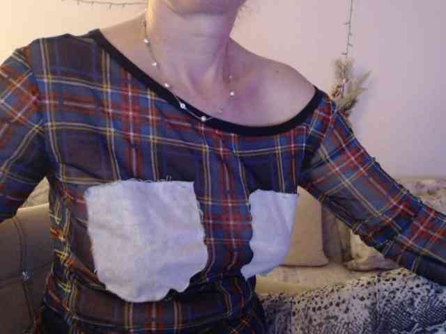 goodSnowQueen webcam