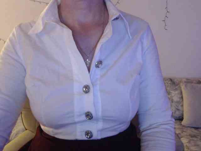 goodSnowQueen webcam