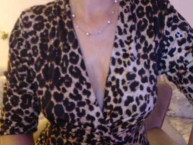 goodSnowQueen webcam