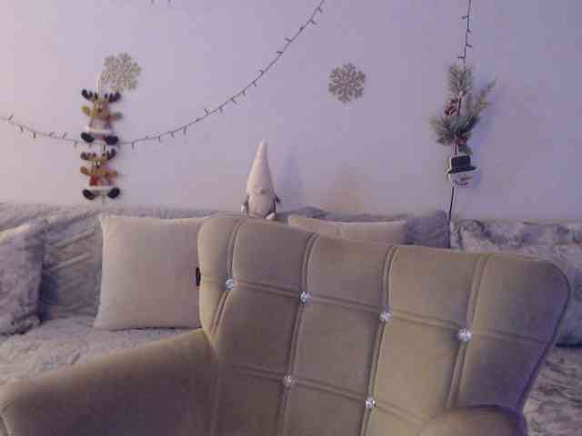 goodSnowQueen Live Webcam on BongaCams