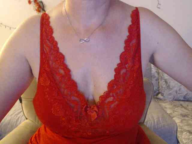 goodSnowQueen webcam