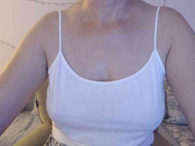 goodSnowQueen goodSnowQueen