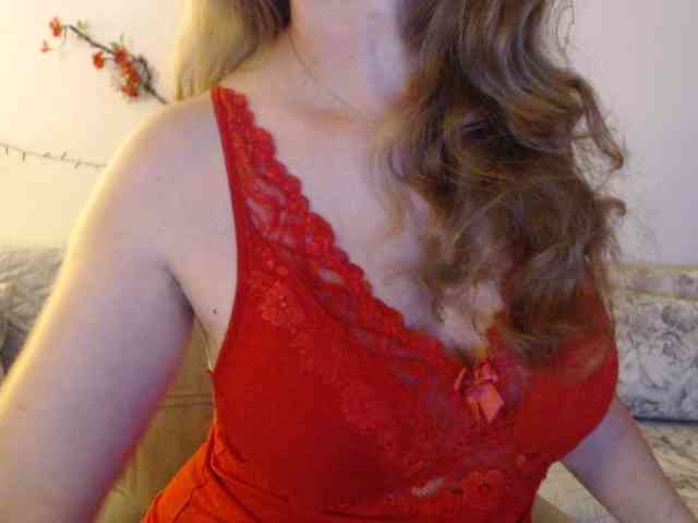 goodSnowQueen webcam
