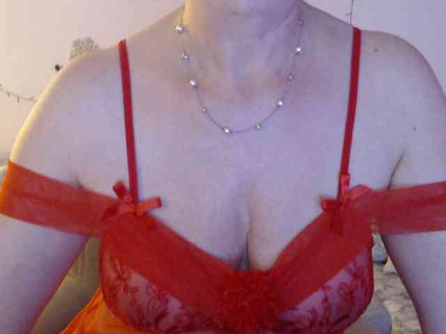 goodSnowQueen webcam