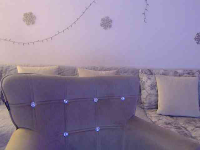 goodSnowQueen goodSnowQueen