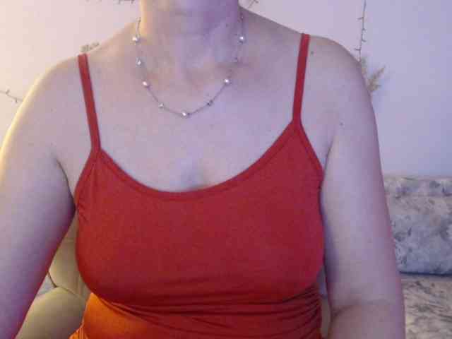 goodSnowQueen webcam