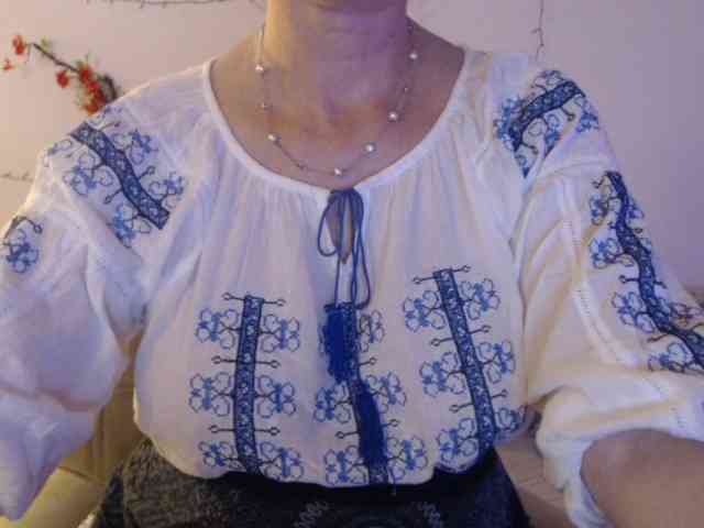 goodSnowQueen webcam