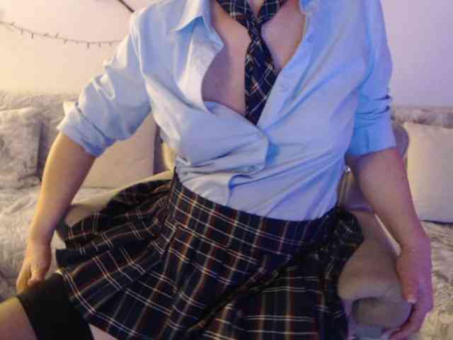 goodSnowQueen webcam