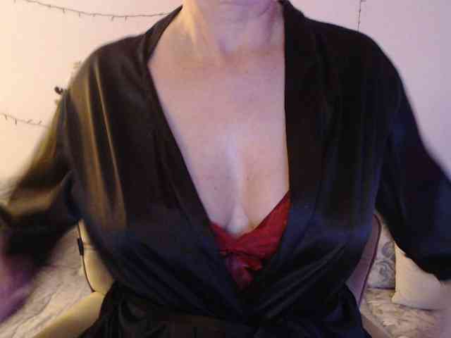 goodSnowQueen webcam