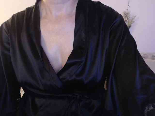 goodSnowQueen webcam