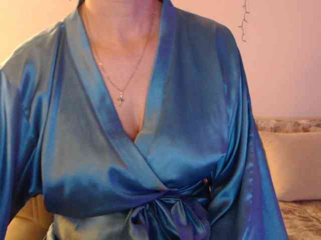 goodSnowQueen goodSnowQueen