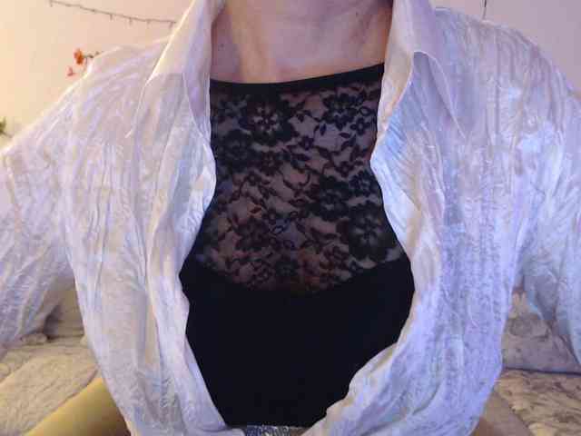 goodSnowQueen webcam