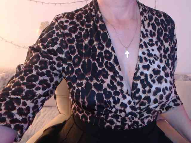 goodSnowQueen goodSnowQueen