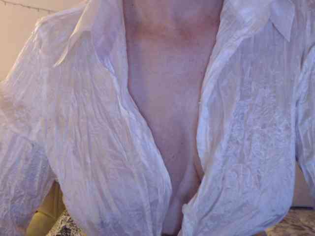 goodSnowQueen webcam