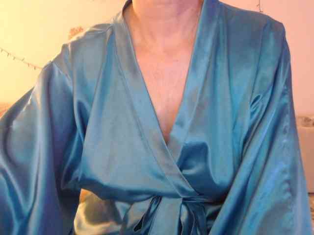 goodSnowQueen webcam