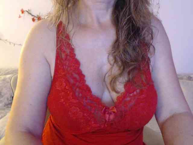 goodSnowQueen webcam