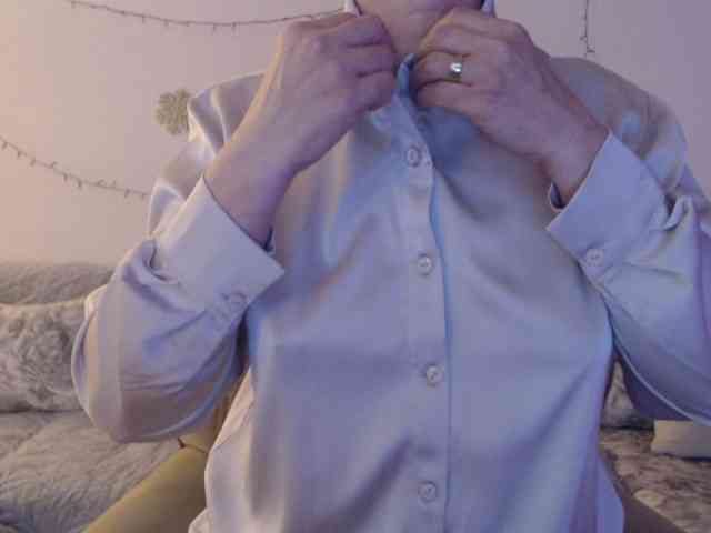 goodSnowQueen goodSnowQueen