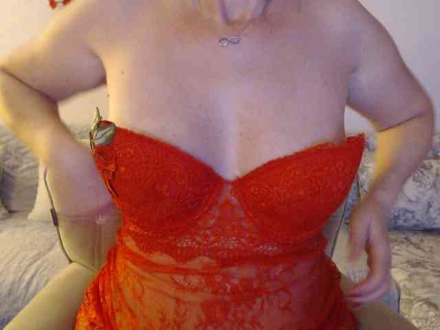 goodSnowQueen webcam