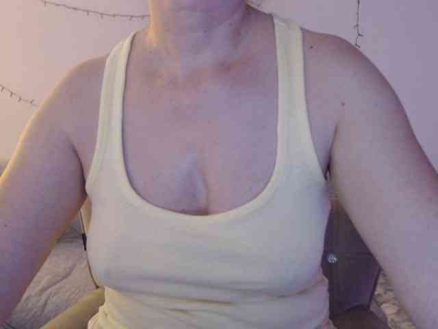 goodSnowQueen goodSnowQueen