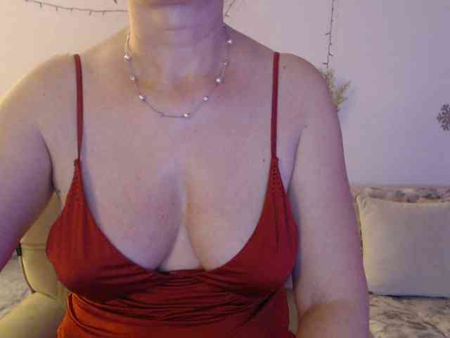 goodSnowQueen webcam