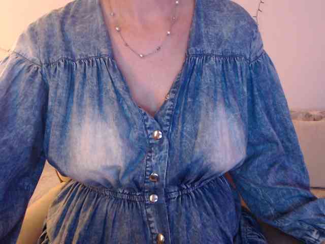 goodSnowQueen goodSnowQueen