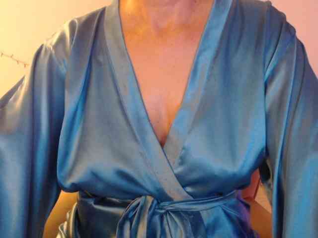 goodSnowQueen goodSnowQueen