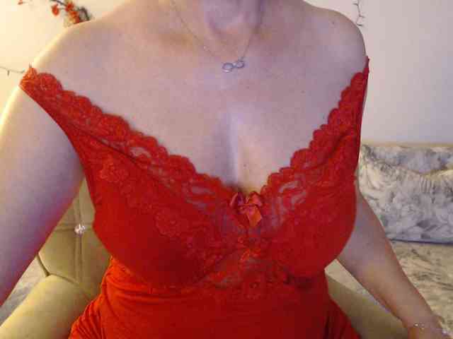 goodSnowQueen webcam