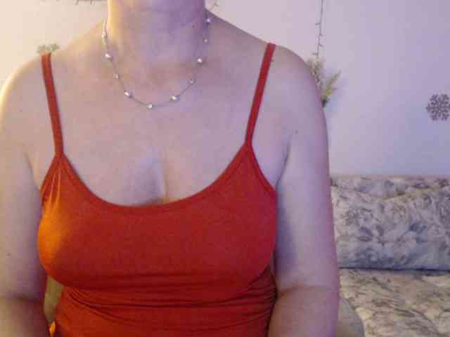 goodSnowQueen webcam