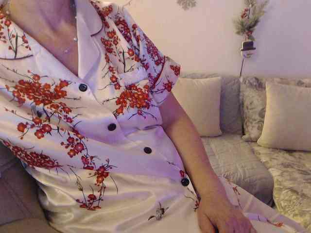 goodSnowQueen webcam