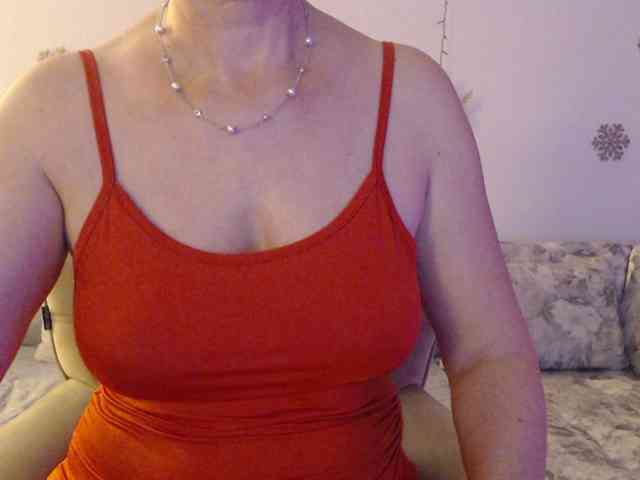 goodSnowQueen webcam