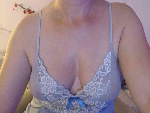 goodSnowQueen goodSnowQueen